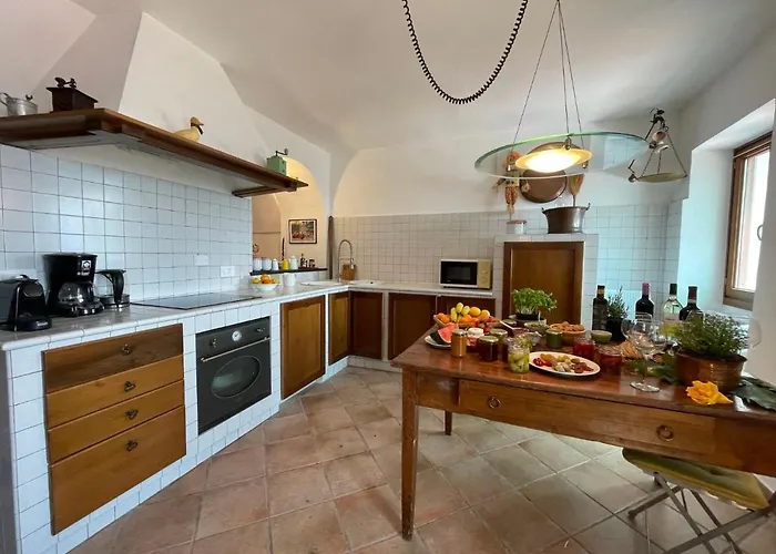 Vakantiehuis Casa Sylvie By Interhome Lucinasco